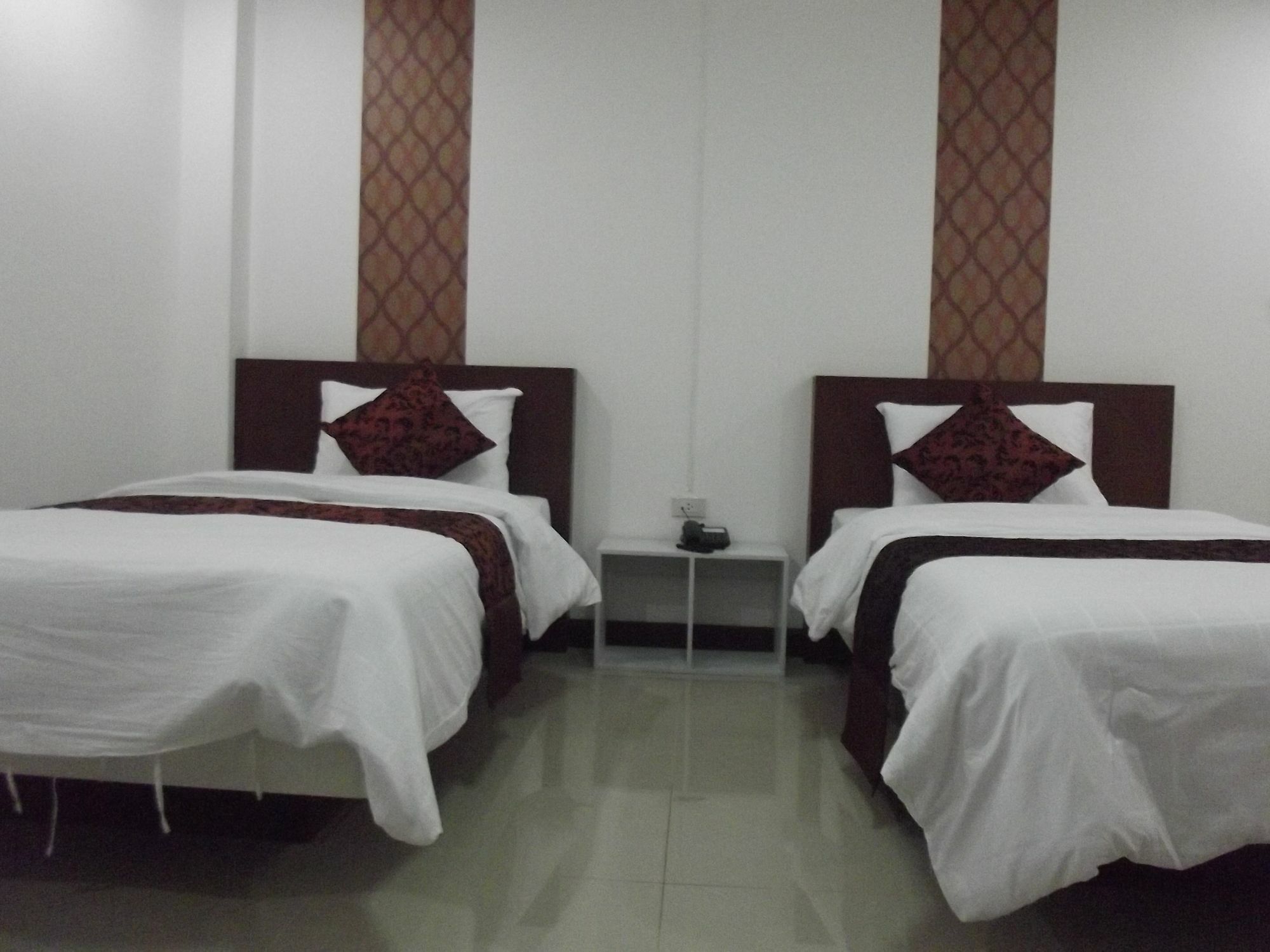 Bannita Hotel Hat Yai Exterior photo